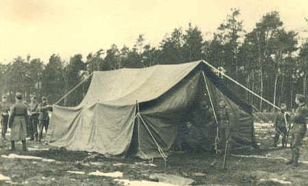 tent5.jpg (208094 bytes)